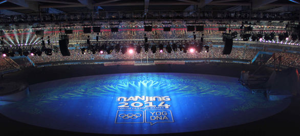 南京青奥会开幕式垂青巴可 打造世界最高难度的舞美投影